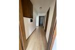 Wohnung ( ca. 175 qm, 7 Zimmer, Balkon, Großer Garten )