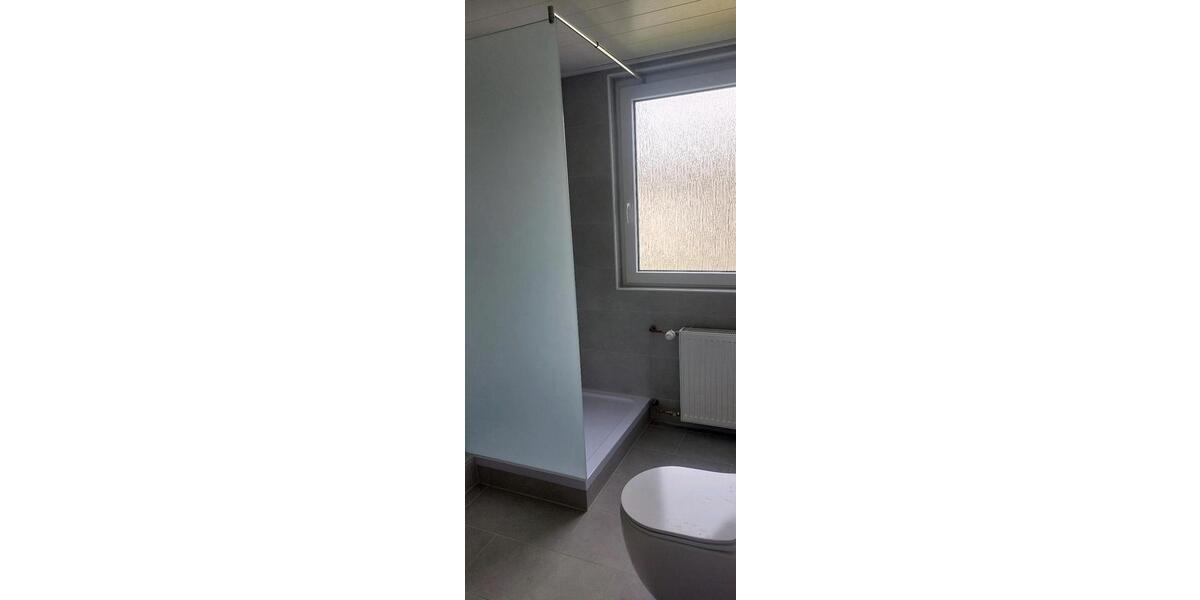 Dachgeschoßwohnung Duisburg Rheinhausen - 2 Zimmer, 75 m&sup2;, 950&euro; | Angebot:26532670