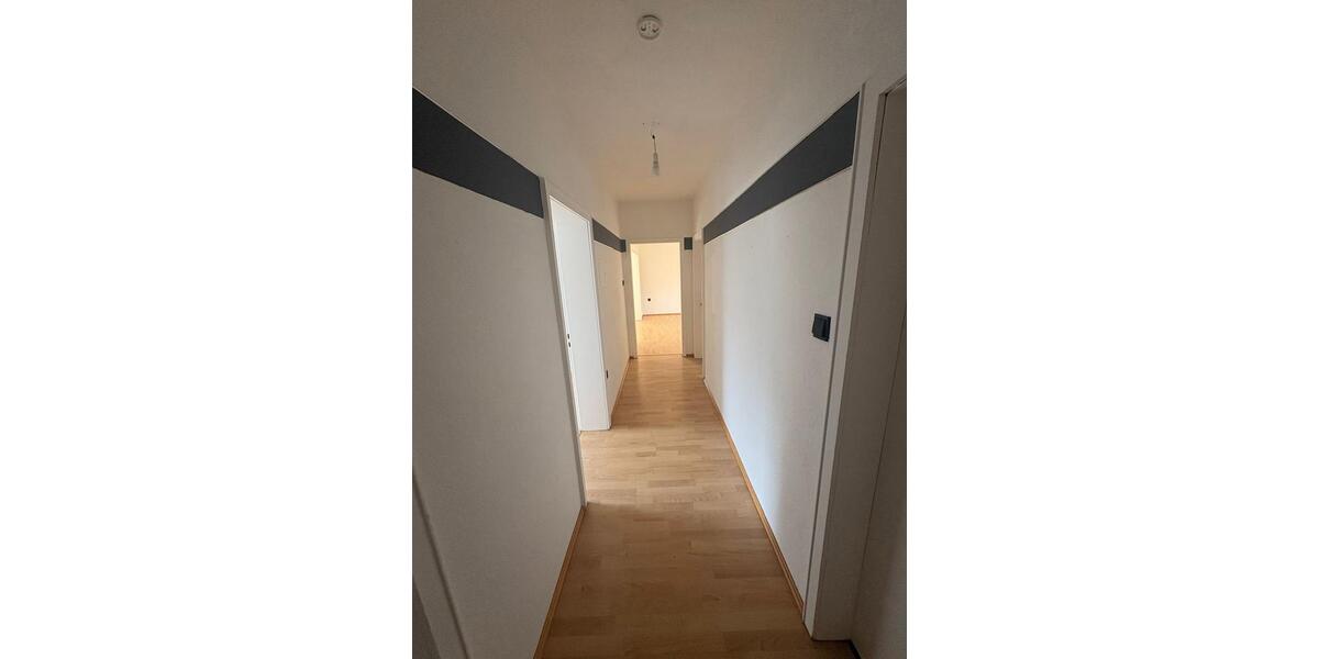 Etagenwohnung Lemberg - 3 Zimmer, 81 m&sup2;, 640&euro; | Angebot:25944478