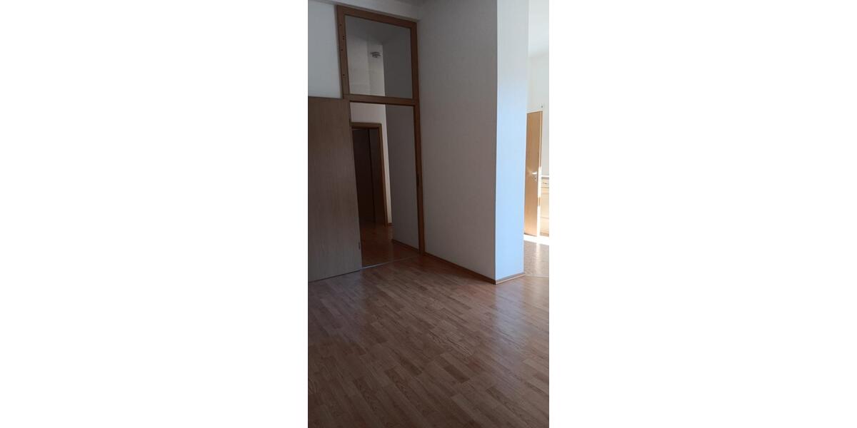 Erdgeschoßwohnung Salzatal - 3 Zimmer, 64 m&sup2;, 740&euro; | Angebot:26368734