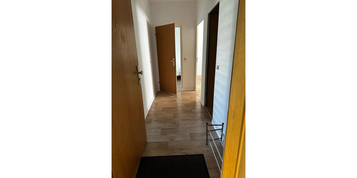 Etagenwohnung Rostock Gehlsdorf - 3 Zimmer, 70 m&sup2;, 100&euro; | Angebot:25806564