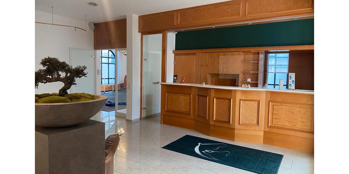 Gewerbeobjekt Praxis, Büro, Café u.ä zimmer