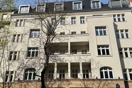 Wohnung Berlin Wilmersdorf - 4 Zimmer, 125 m&sup2;, 2.626&euro; | Angebot:27027214