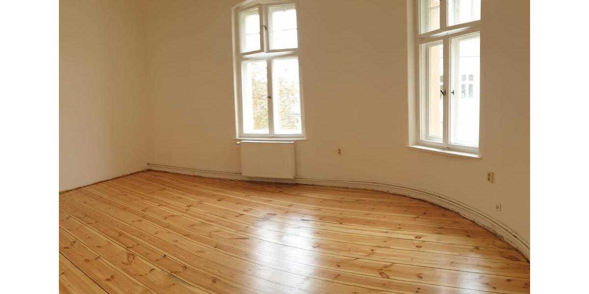 Etagenwohnung Frankfurt (Oder) - 5 Zimmer, 135 m&sup2;, 784&euro; | Angebot:26048975