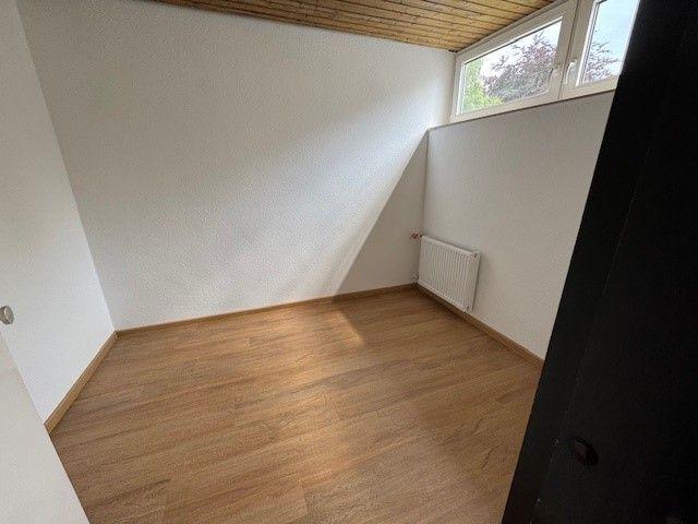 Dachgeschoßwohnung Melle - 4 Zimmer, 85 m&sup2;, 833&euro; | Angebot:26480937