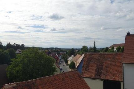 Wohnung Roßtal - 4.5 Zimmer, 157 m&sup2;, 1.300&euro; | Angebot:26316253