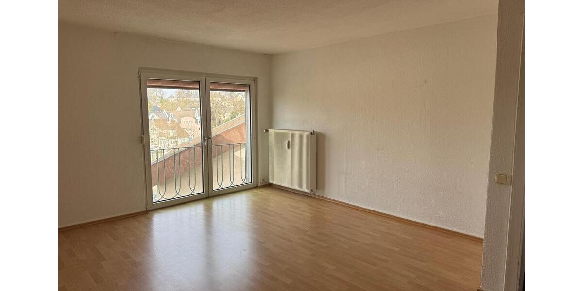 Dachgeschoßwohnung Waldbröl - 2.5 Zimmer, 70 m&sup2;, 450&euro; | Angebot:25867896