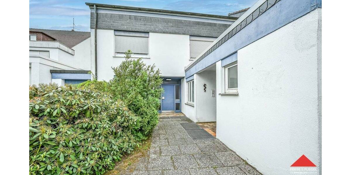 Büro Praxis mit Kfz-Stellplätzen in ruhiger Lage von Meinerzhagen - Gewerbeobjekt Meinerzhagen | Angebot:26931435