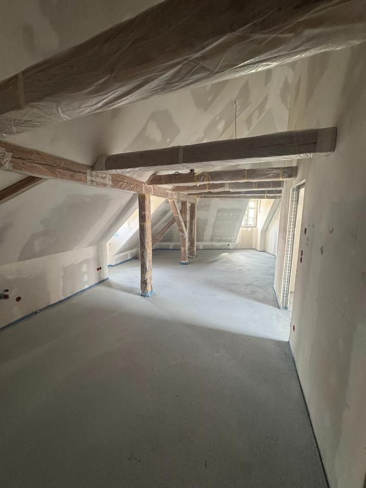 2-Zimmer Dachgeschoßwohnung (WHG 4)