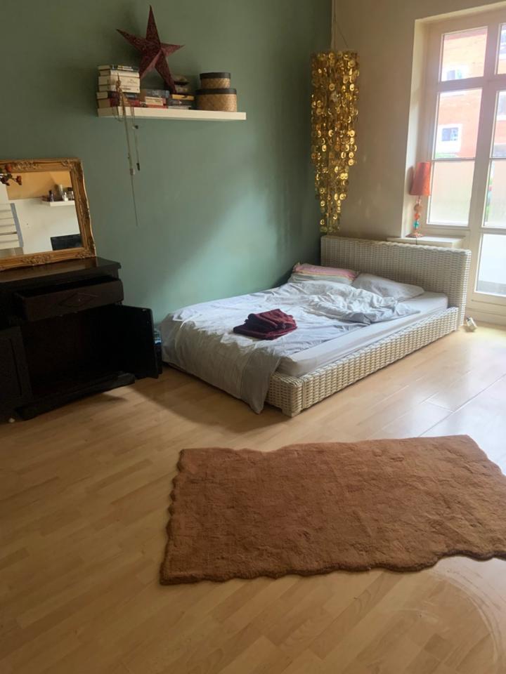 3 Monate ab 06.11. in HH City, helles ruhiges Zimmer mit Balkon zimmer