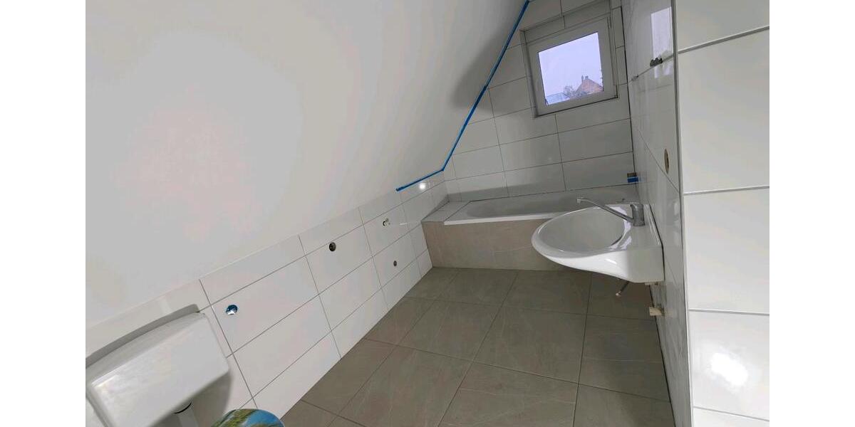 Dachgeschoßwohnung Aerzen - 3 Zimmer, 88 m&sup2;, 690&euro; | Angebot:24739896