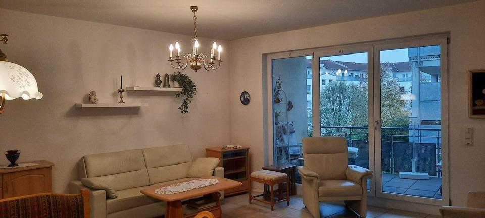 Etagenwohnung Köln Rodenkirchen - 2 Zimmer, 69 m&sup2;, 985&euro; | Angebot:23274444