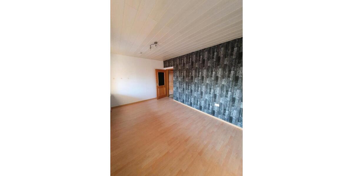 Erdgeschoßwohnung Beckum - 3 Zimmer, 115 m&sup2;, 840&euro; | Angebot:25307143