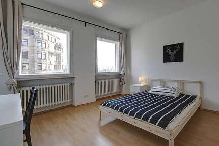 WG-Zimmer in Stuttgart 520 € 16 m² zimmer