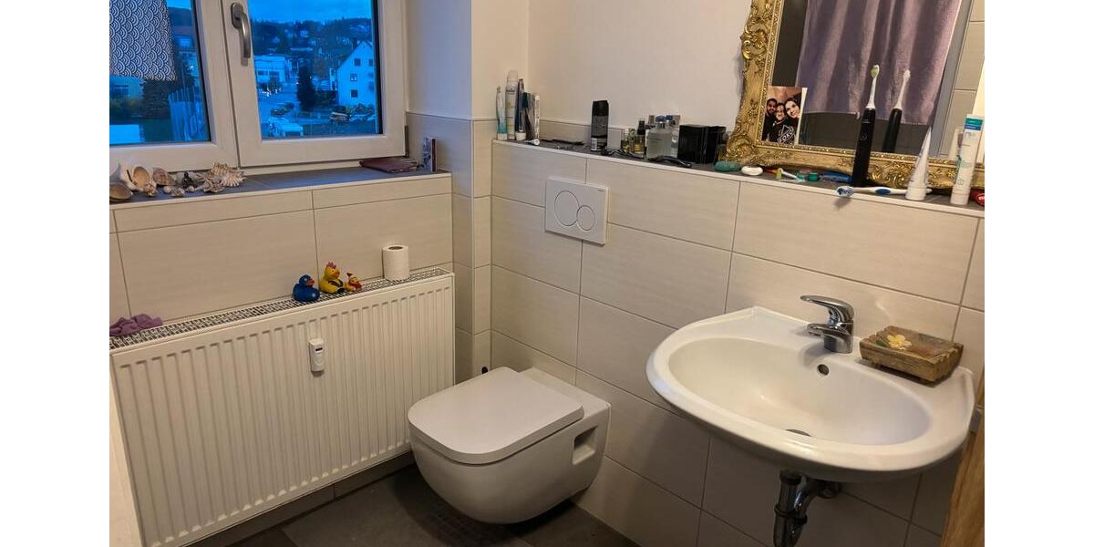Dachgeschoßwohnung Schwandorf - 3 Zimmer, 98 m&sup2;, 1.025&euro; | Angebot:26035487