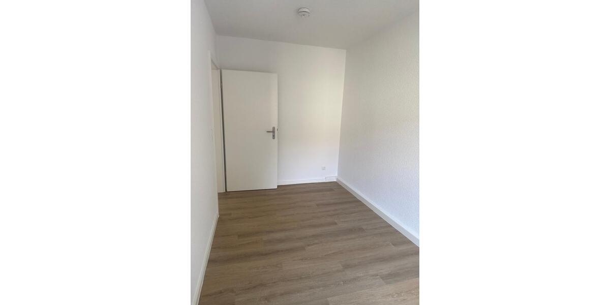 Etagenwohnung Bad Schandau - 4 Zimmer, 71 m&sup2;, 495&euro; | Angebot:25352444