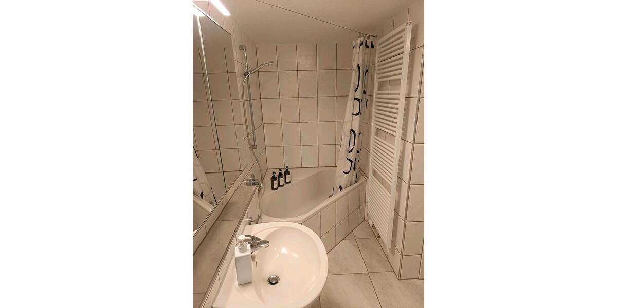 Wohnen auf Zeit Herrenberg - 1 Zimmer, 15 m&sup2;, 35&euro; | Angebot:20610426