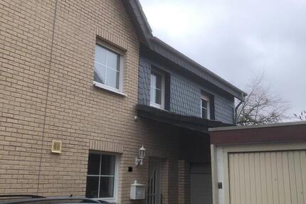 Haus Marsberg - 5 Zimmer, 122 m&sup2;, 823&euro; | Angebot:25163558