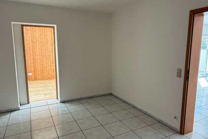 Wohnung Bergisch Gladbach - 3 Zimmer, 70 m&sup2;, 780&euro; | Angebot:25723675