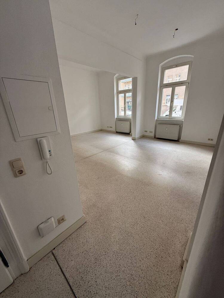 Striesen im Gründerzeithaus (EG) - Laden Büro Arztpraxis