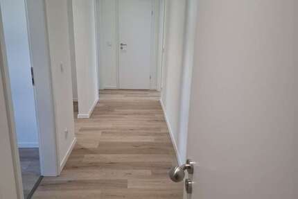 Wohnung Unterhaching - 3 Zimmer, 76 m&sup2;, 1.450&euro; | Angebot:26759684