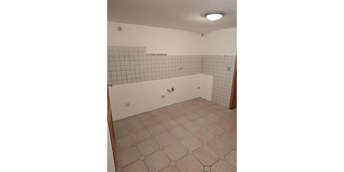 Erdgeschoßwohnung Bad Königshofen im Grabfeld - 3 Zimmer, 70 m&sup2;, 560&euro; | Angebot:24599994