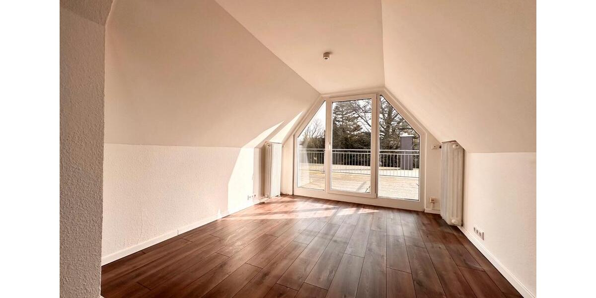 Maisonettenwohnung Zetel - 5.5 Zimmer, 170 m&sup2;, 1.200&euro; | Angebot:25979487