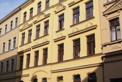 Wohnung zum Mieten in Halle 490 € 61.85 m²