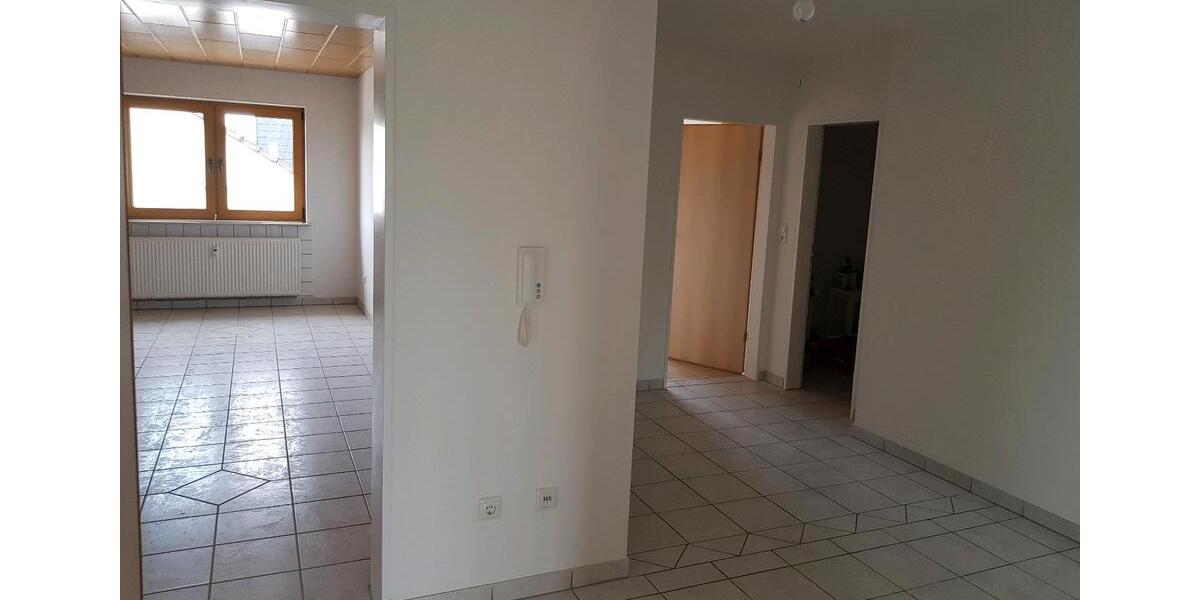 Mietwohnung (DG) 3 zimmer