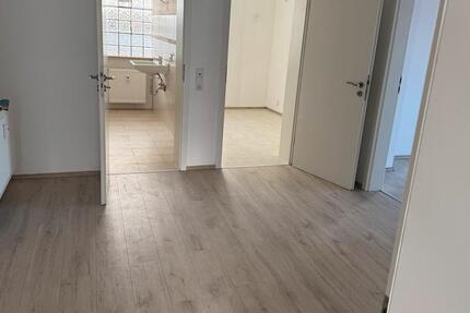 Wohnung Wölfersheim - 3 Zimmer, 85 m&sup2;, 830&euro; | Angebot:26323389