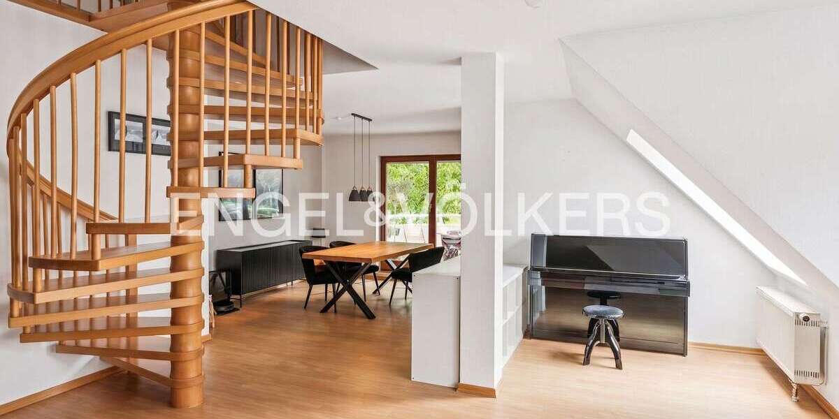 Etagenwohnung Bad Homburg vor der Höhe Gonzenheim - 2 Zimmer, 80 m&sup2;, 1.150&euro; | Angebot:27056544