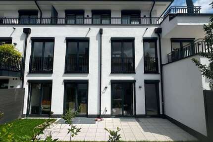 Wohnung München Trudering-Riem - 3 Zimmer, 107 m&sup2;, 2.060&euro; | Angebot:27040878