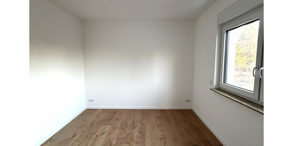 Einfamilienhaus Panketal - 5 Zimmer, 170 m&sup2;, 2.990&euro; | Angebot:25148258