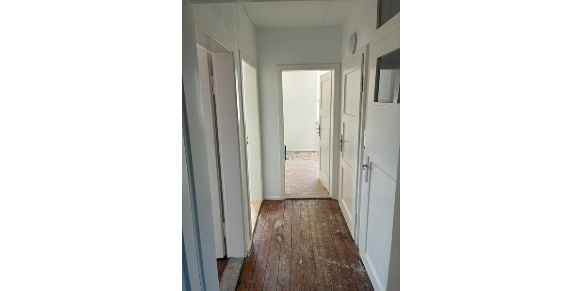 Dachgeschoßwohnung Velpke - 3 Zimmer, 53 m&sup2;, 450&euro; | Angebot:25841939