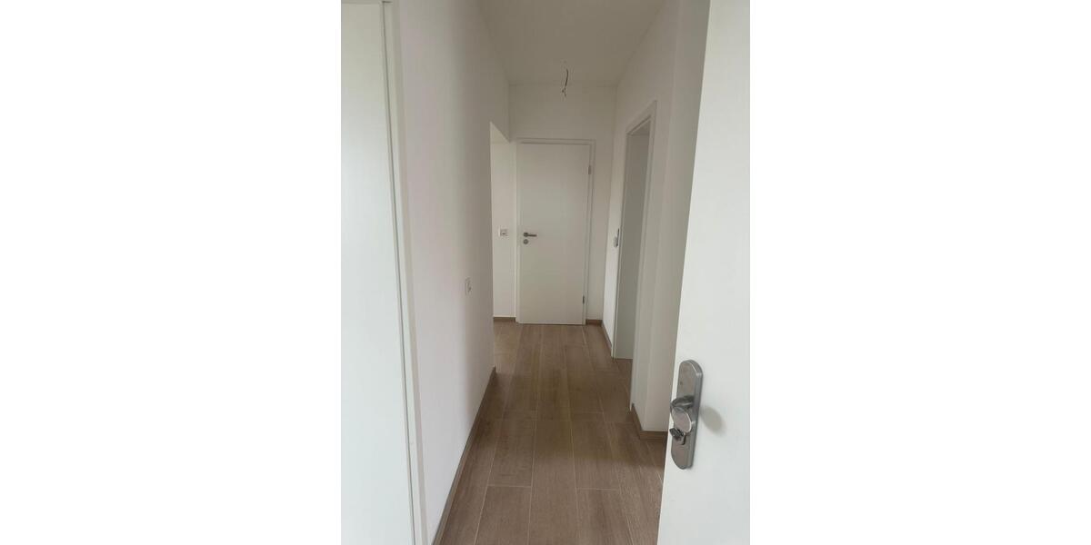 Etagenwohnung Bornheim - 3 Zimmer, 77 m&sup2;, 1.200&euro; | Angebot:26044701