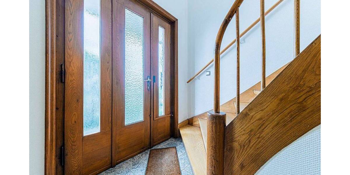Etagenwohnung Frankfurt am Main Sachsenhausen - 2 Zimmer, 45 m&sup2;, 1.690&euro; | Angebot:26127407