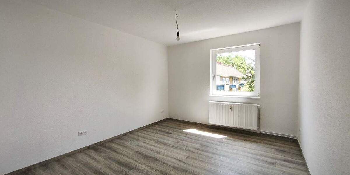 Etagenwohnung Salzgitter Lebenstedt - 3 Zimmer, 60 m&sup2;, 359&euro; | Angebot:24036763