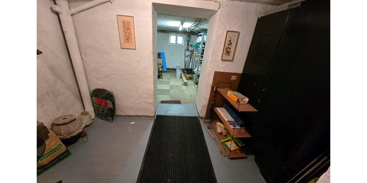 Erdgeschoßwohnung Hilchenbach - 3 Zimmer, 118 m&sup2;, 1.090&euro; | Angebot:26677965