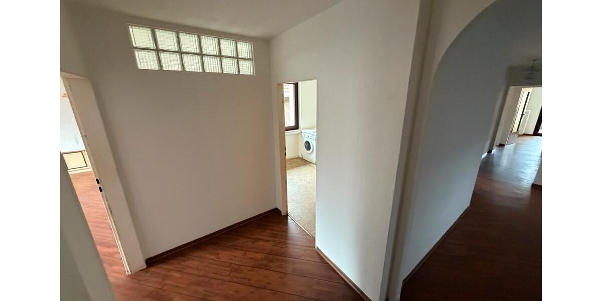 Etagenwohnung Stadthagen - 3 Zimmer, 120 m&sup2;, 990&euro; | Angebot:26572827