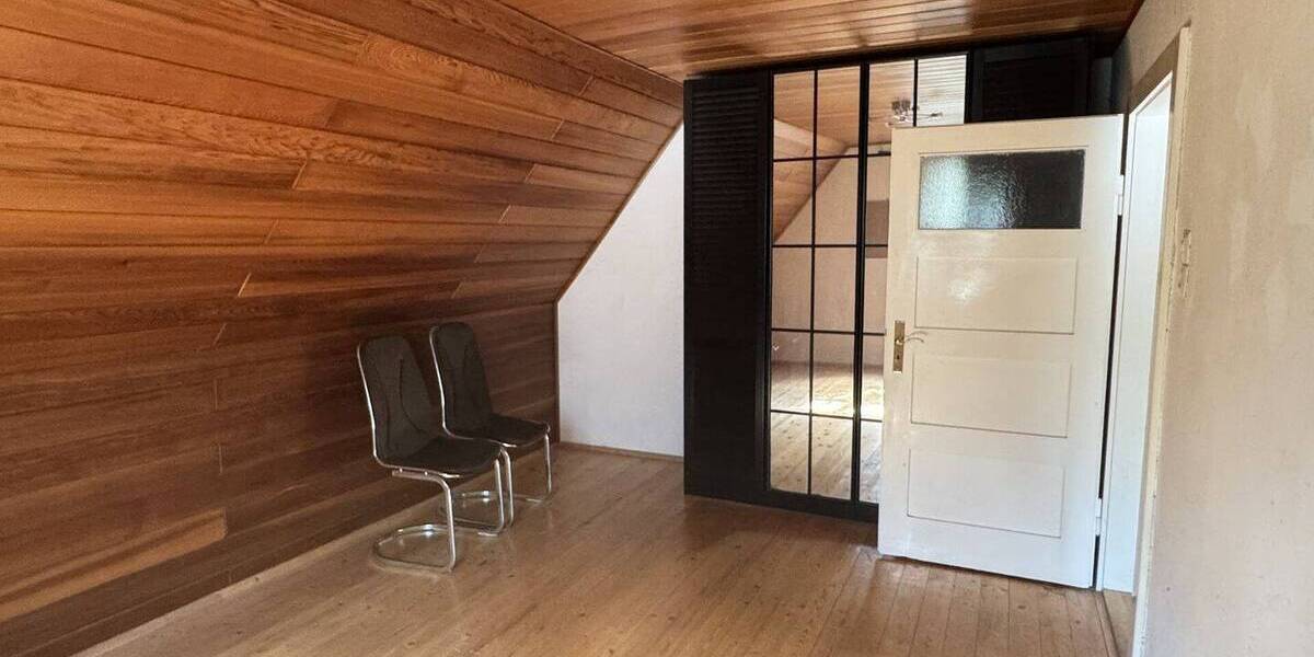 Einfamilienhaus Weisendorf / Oberlindach Oberlindach - 9 Zimmer, 205 m&sup2;, 1.595&euro; | Angebot:25672959