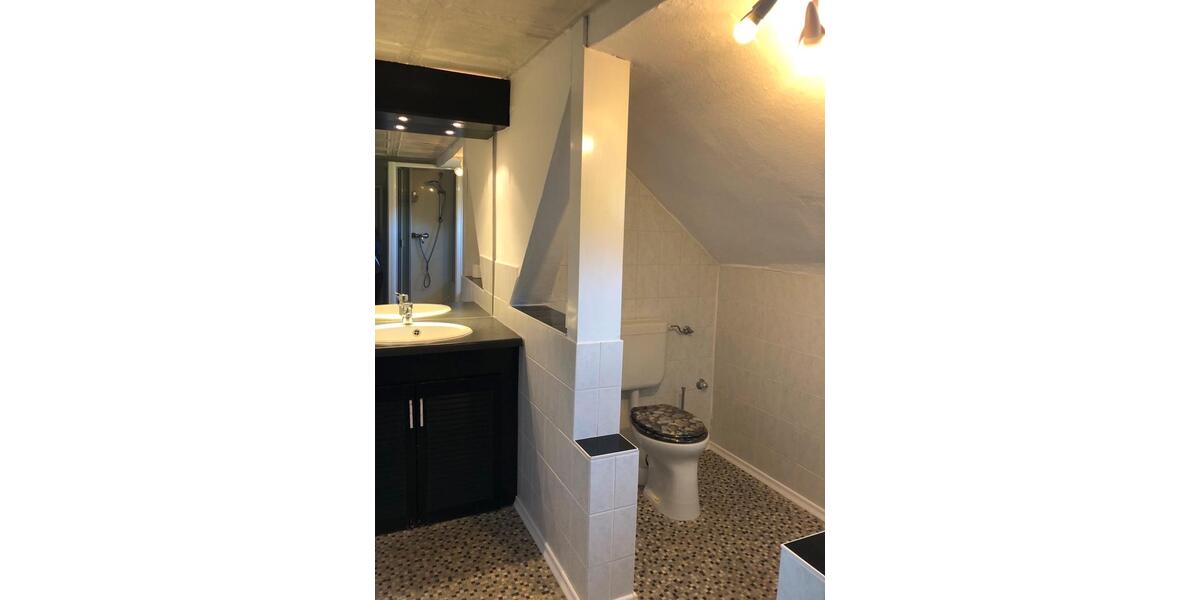 Dachgeschoßwohnung Deggendorf - 3.5 Zimmer, 95 m&sup2;, 815&euro; | Angebot:26381488