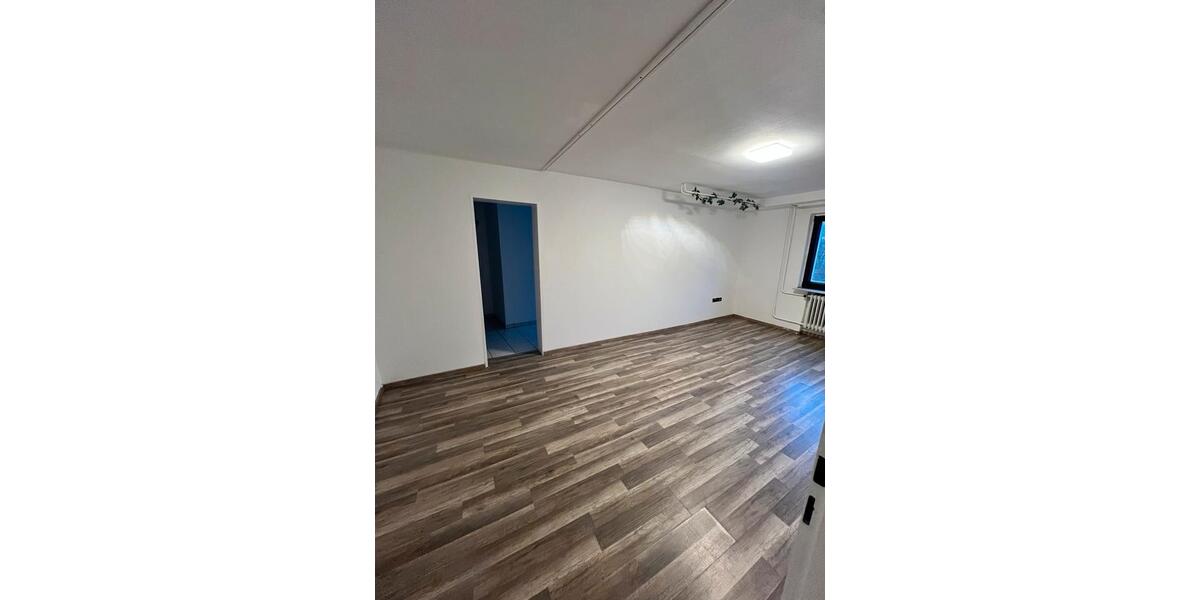 Etagenwohnung Karben - 3 Zimmer, 100 m&sup2;, 1.250&euro; | Angebot:24338623