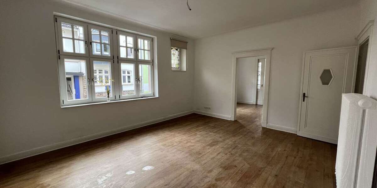 Etagenwohnung Gummersbach - 3 Zimmer, 103 m&sup2;, 950&euro; | Angebot:26582377