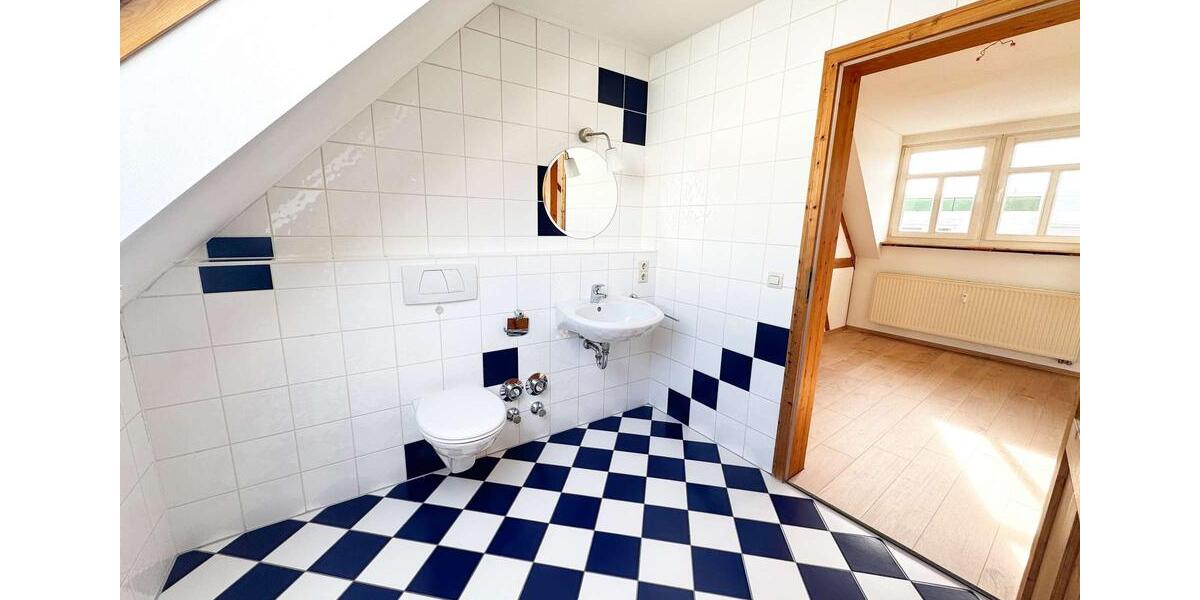 Dachgeschoßwohnung Höhr-Grenzhausen Grenzhausen - 1.5 Zimmer, 46 m&sup2;, 440&euro; | Angebot:25216693