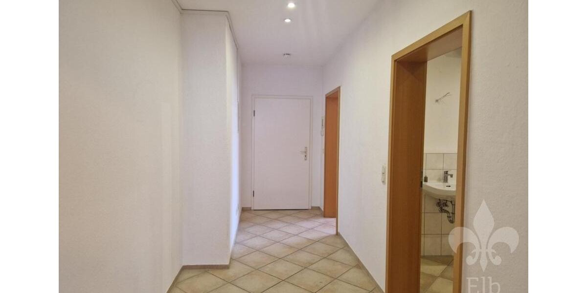 Dachgeschoßwohnung Magdeburg Nordwest - 3 Zimmer, 77 m&sup2;, 483&euro; | Angebot:25646277