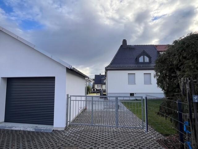 Doppelhaushälfte Zwickau - 3 Zimmer, 95 m&sup2;, 1.250&euro; | Angebot:25395037