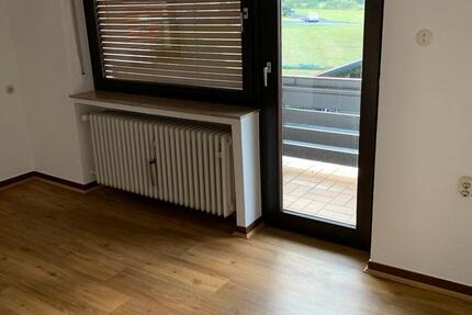 Wohnung Dornburg - 4 Zimmer, 150 m&sup2;, 1.200&euro; | Angebot:24382975