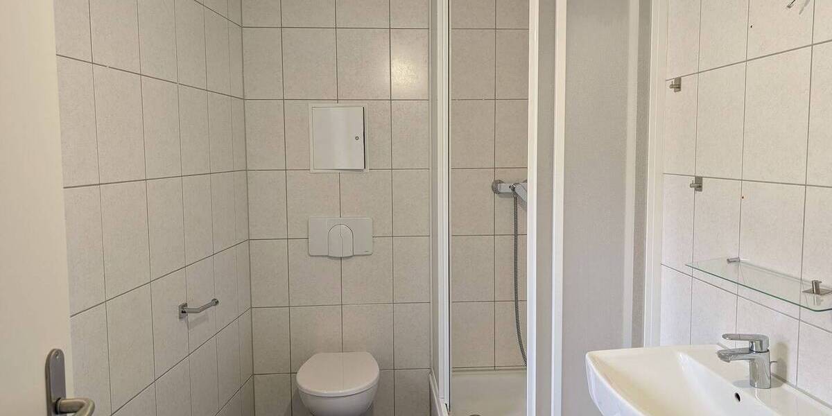 Etagenwohnung Jena West - 2 Zimmer, 64 m&sup2;, 608&euro; | Angebot:26161200