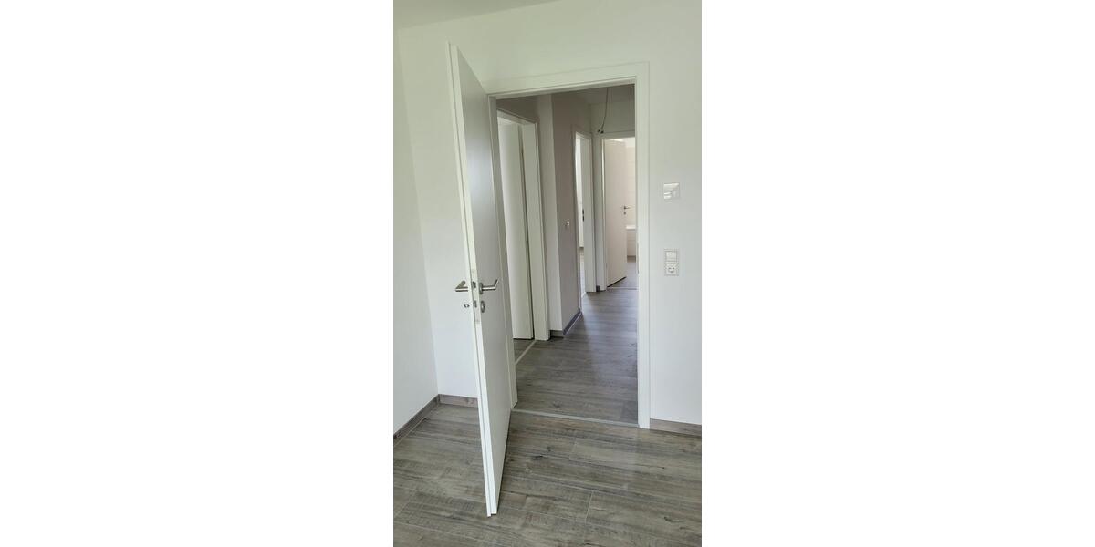 Reihenhaus Wyhl am Kaiserstuhl - 5 Zimmer, 124 m&sup2;, 1.700&euro; | Angebot:24176559