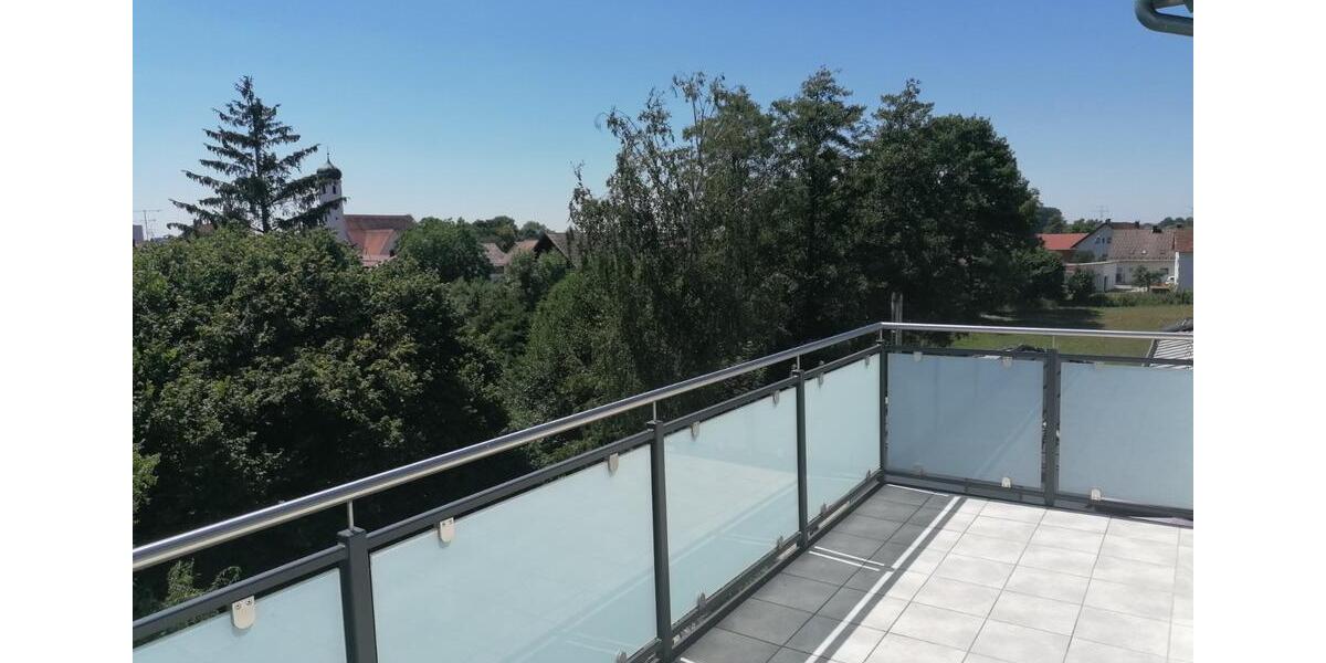 Freundliche 3-Zimmer Dachgeschosswohnung in Parkstetten zimmer